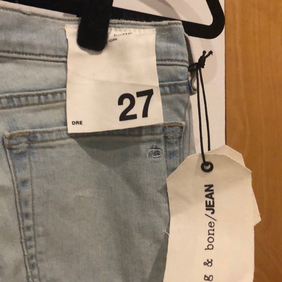 Rag and bone light wash boyfriend cut NWT size 27 - Picture 5 of 5